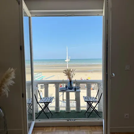 La Plenitude Face A La Апартаменты *