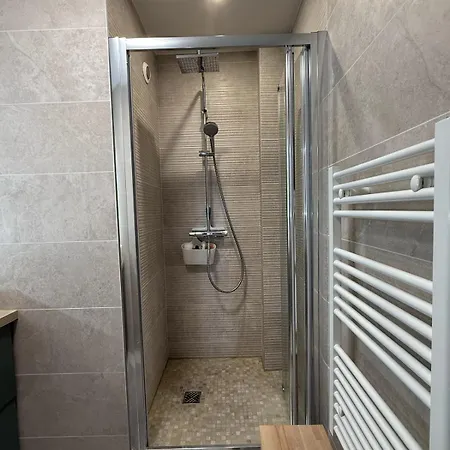 公寓 La Plenitude Face A La *