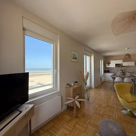 La Plenitude Face A La 公寓